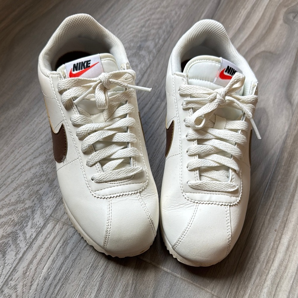 Nike Women's Athletic Shoes - Bone White and Brown